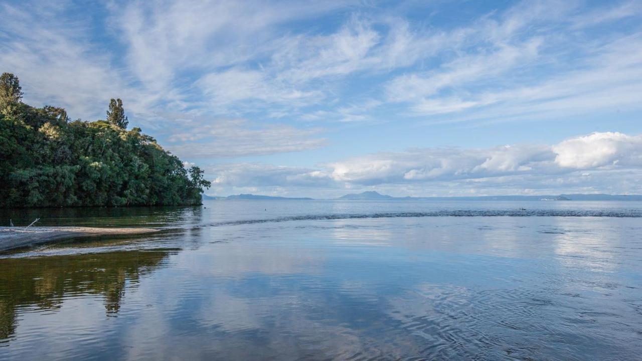 Bed and Breakfast Tongariro Adventures Kuratau Esterno foto